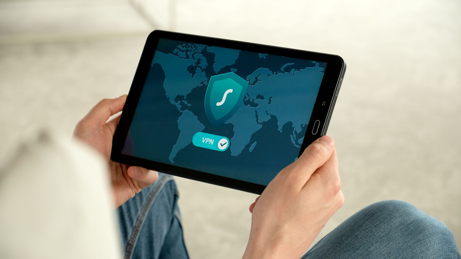 Split tunneling w VPN: wygoda czy ryzyko?